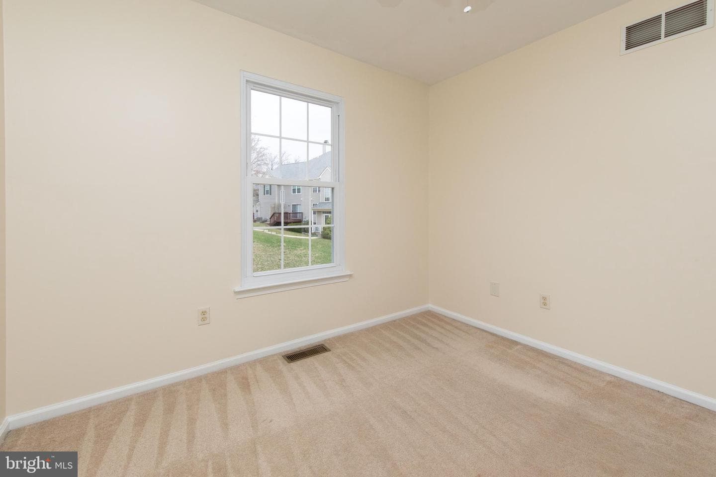 611 Hamilton Street photo 40