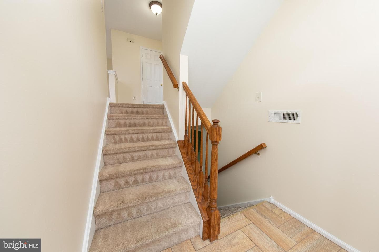 611 Hamilton Street photo 8