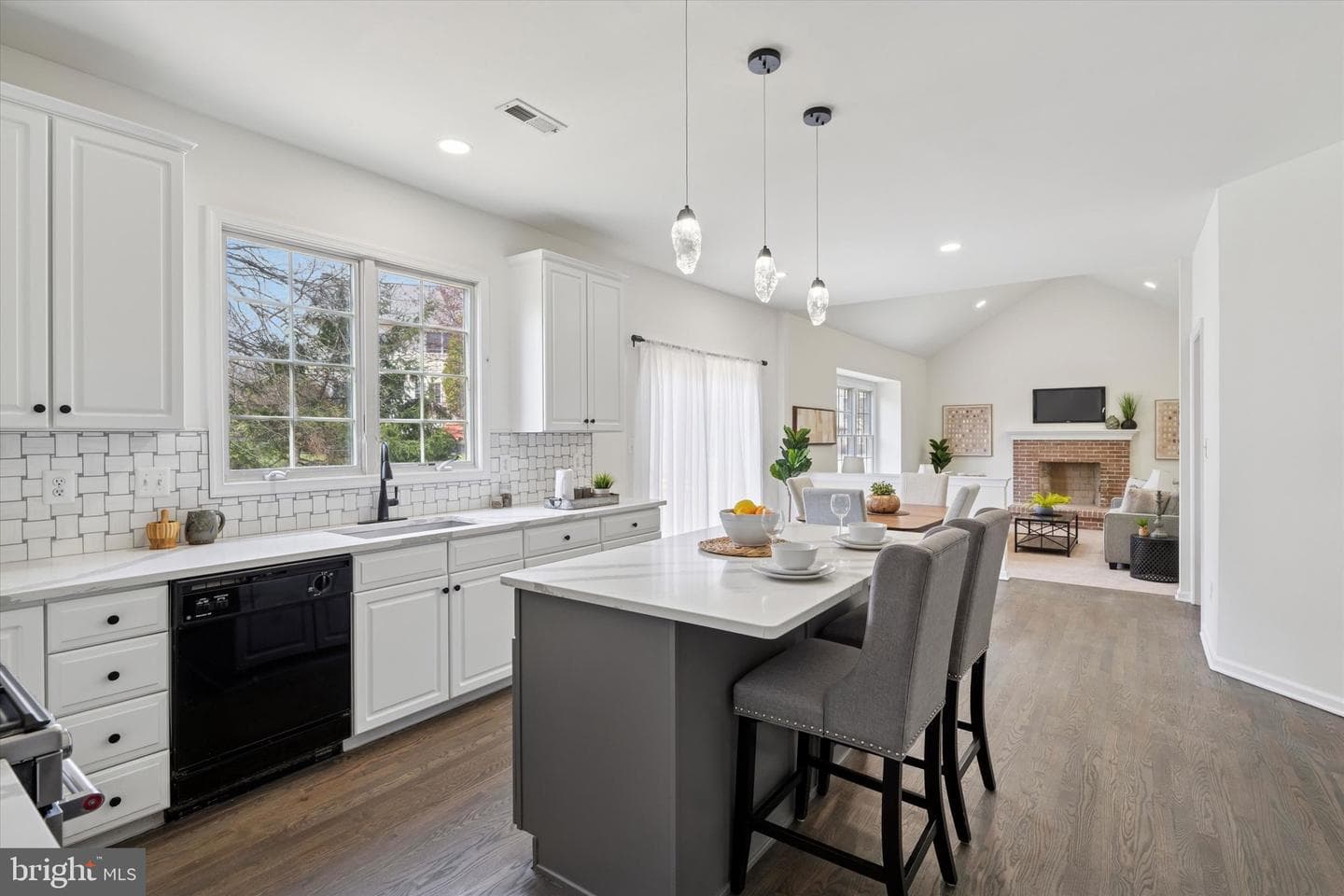 204 Pebble Beach Place photo 13