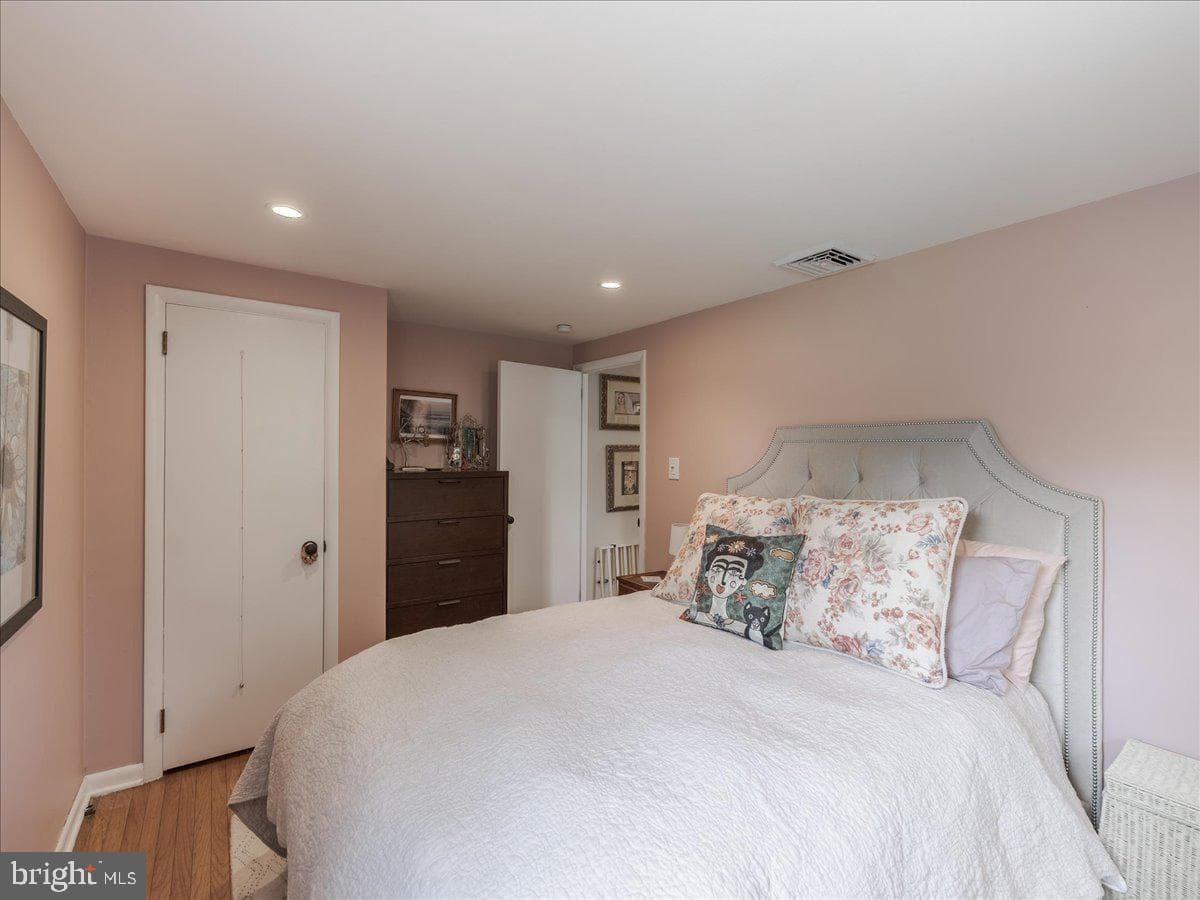 2737 Lantern Lane photo 18