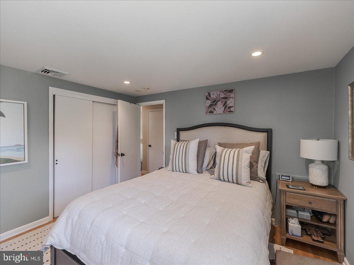2737 Lantern Lane photo 23