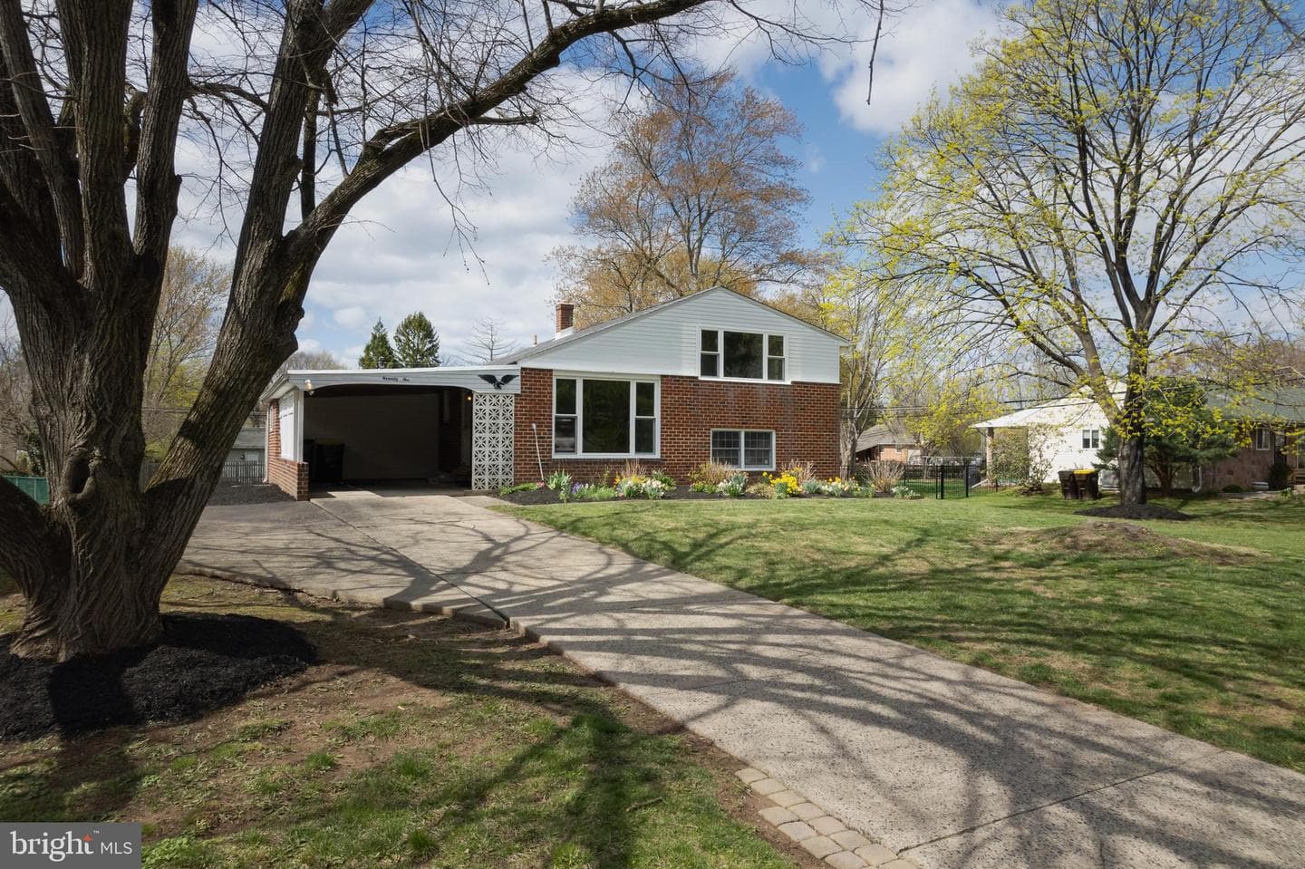 71 Elbow Lane photo 1