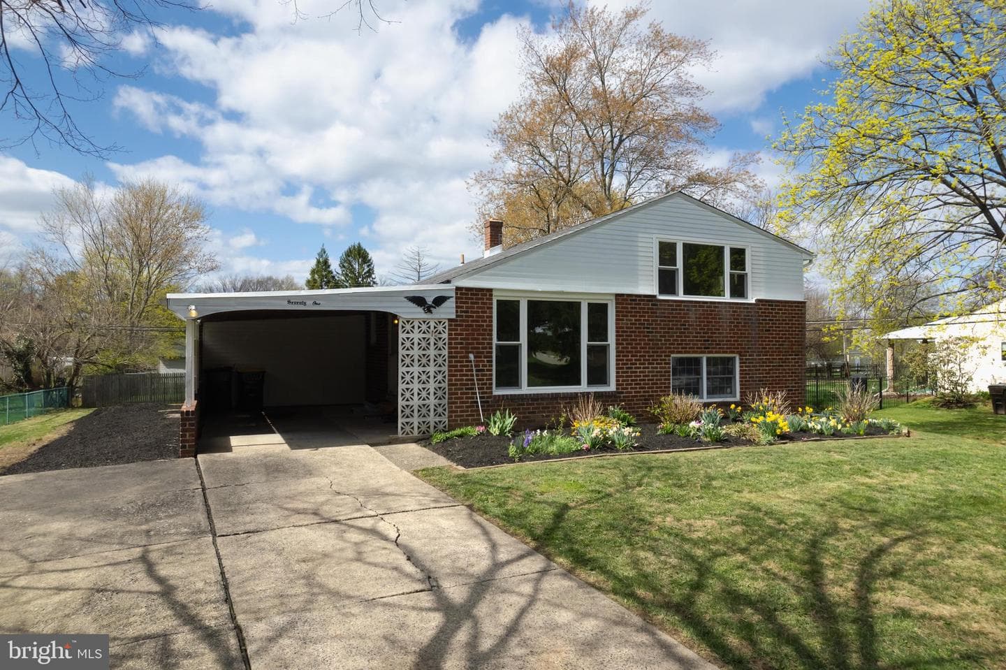 71 Elbow Lane photo 2