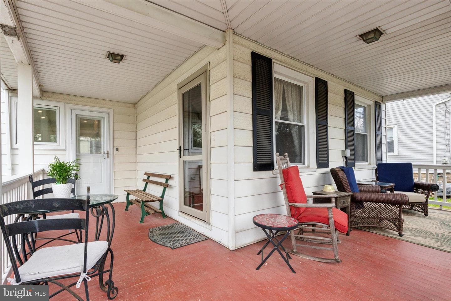 326 Maple Avenue photo 4