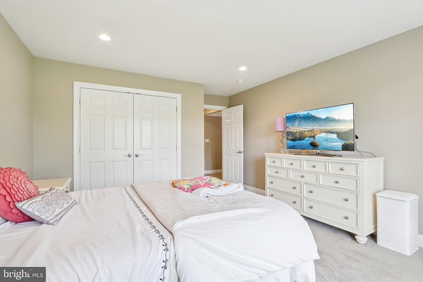 117 Carriage Court photo 22
