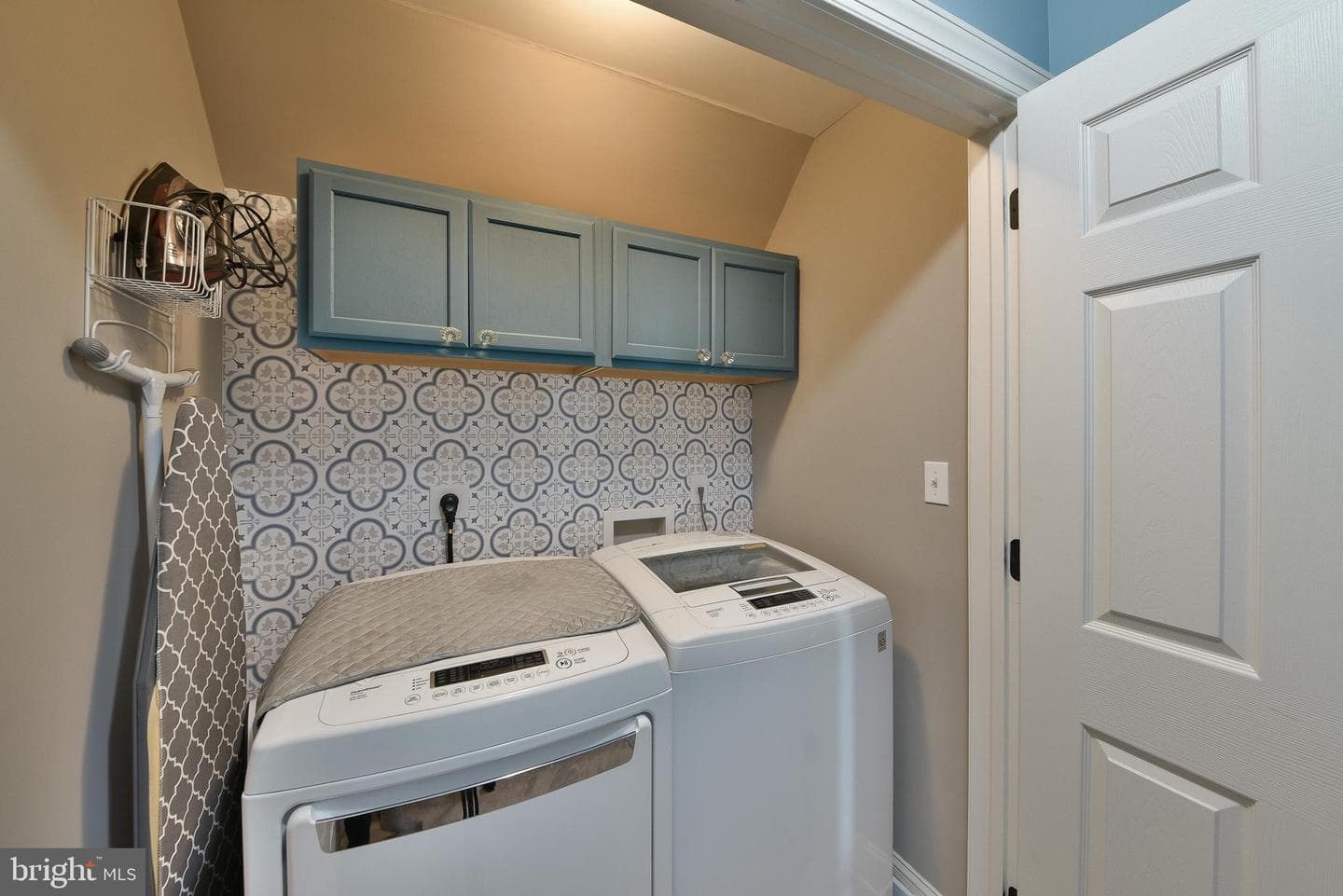 2290 Sterling Drive photo 32