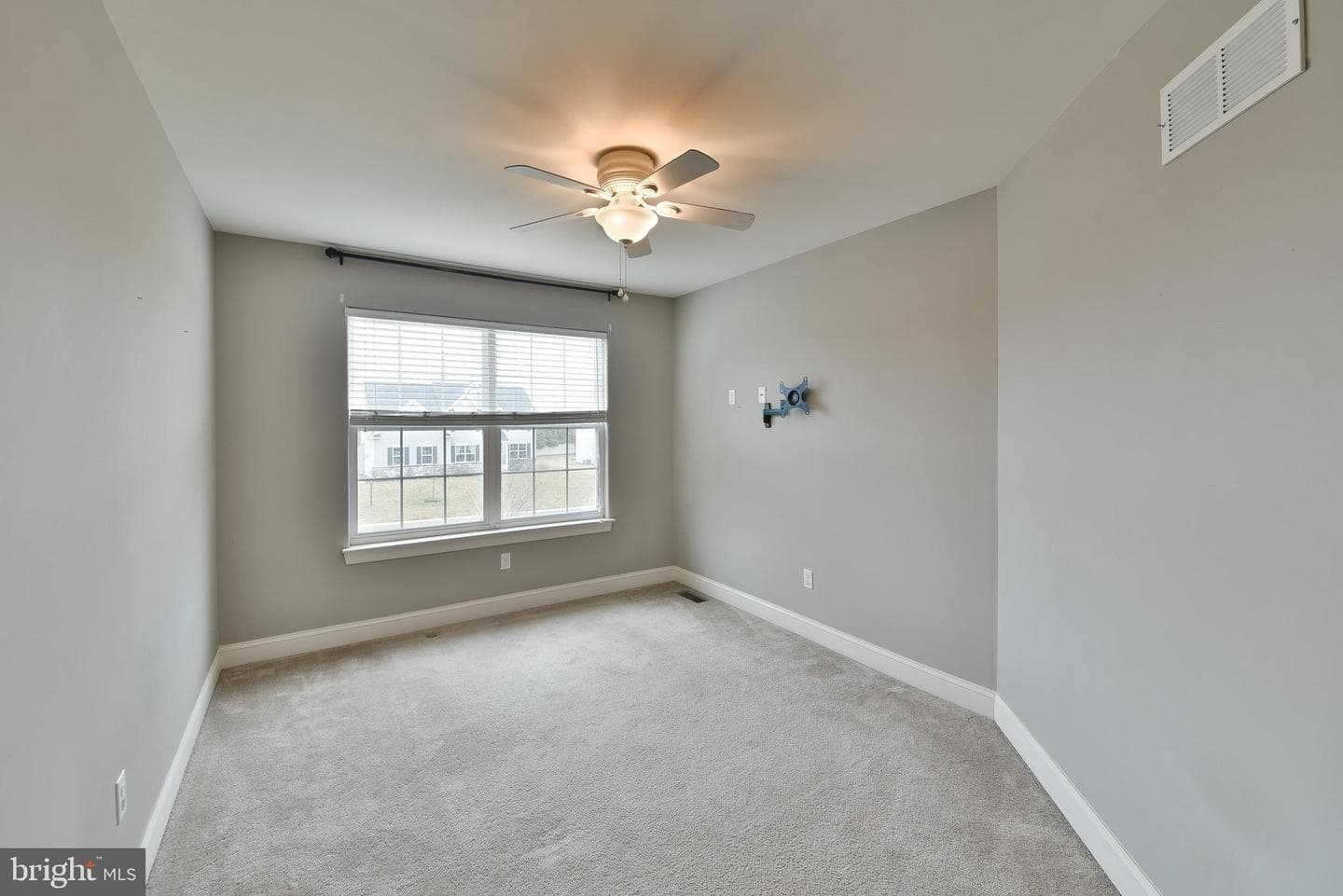 2290 Sterling Drive photo 33