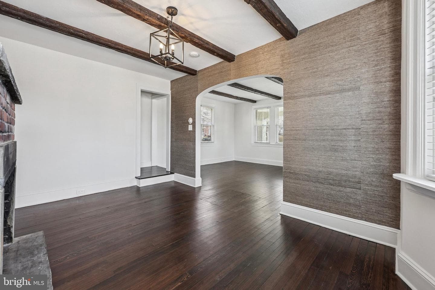 232 Linwood Avenue photo 9