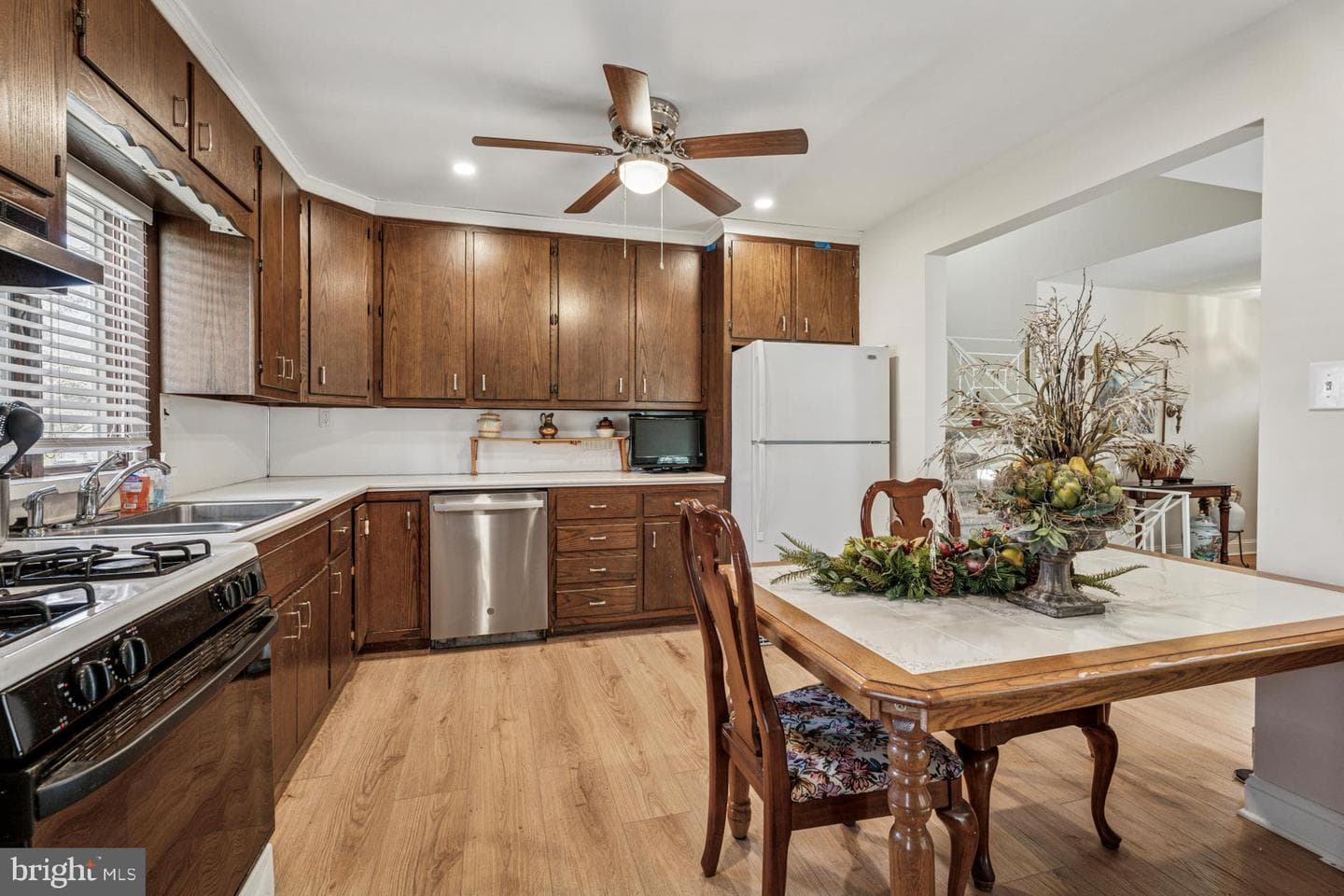 2340 Edgehill Road photo 16