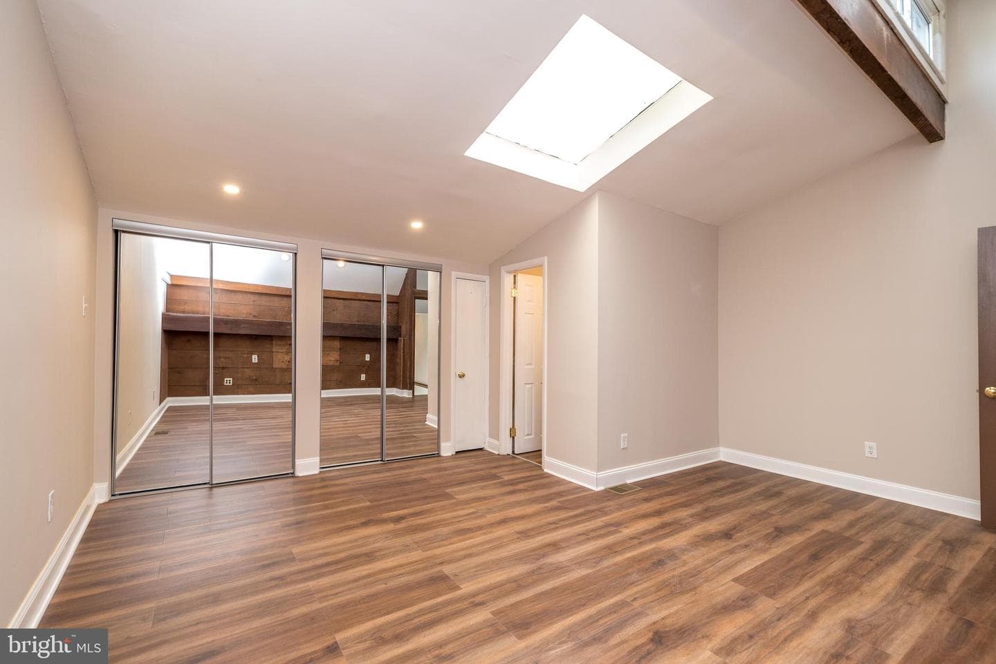 551 Woodland Avenue photo 24