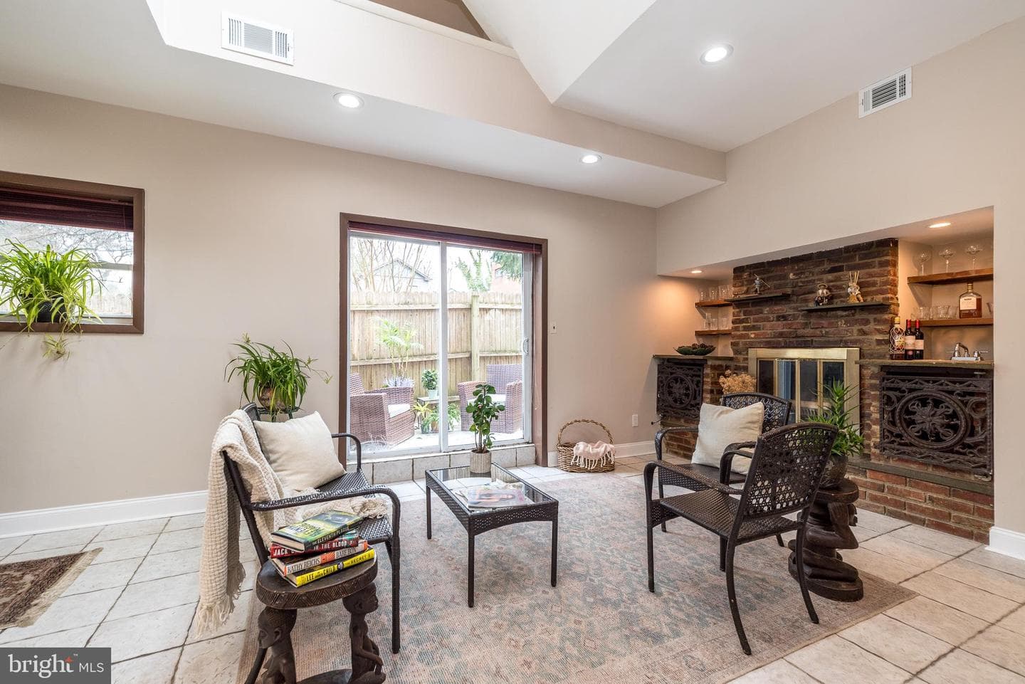 551 Woodland Avenue photo 8