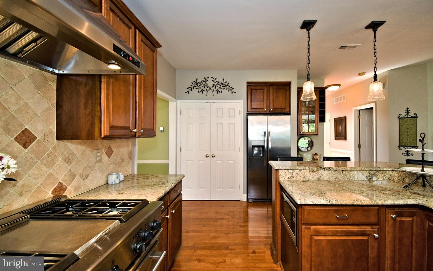 1329 Stoney River Drive photo 8