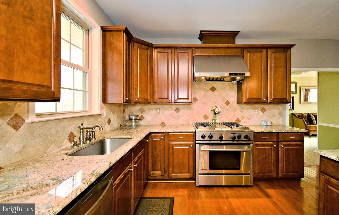 1329 Stoney River Drive photo 9