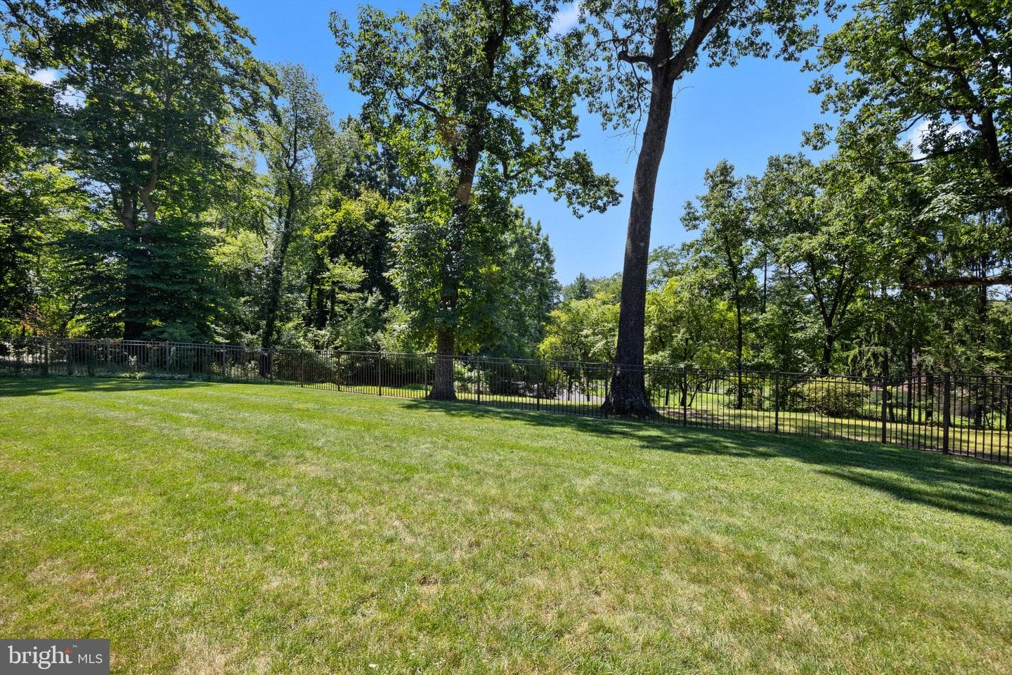 2230 Huntingdon Road photo 21