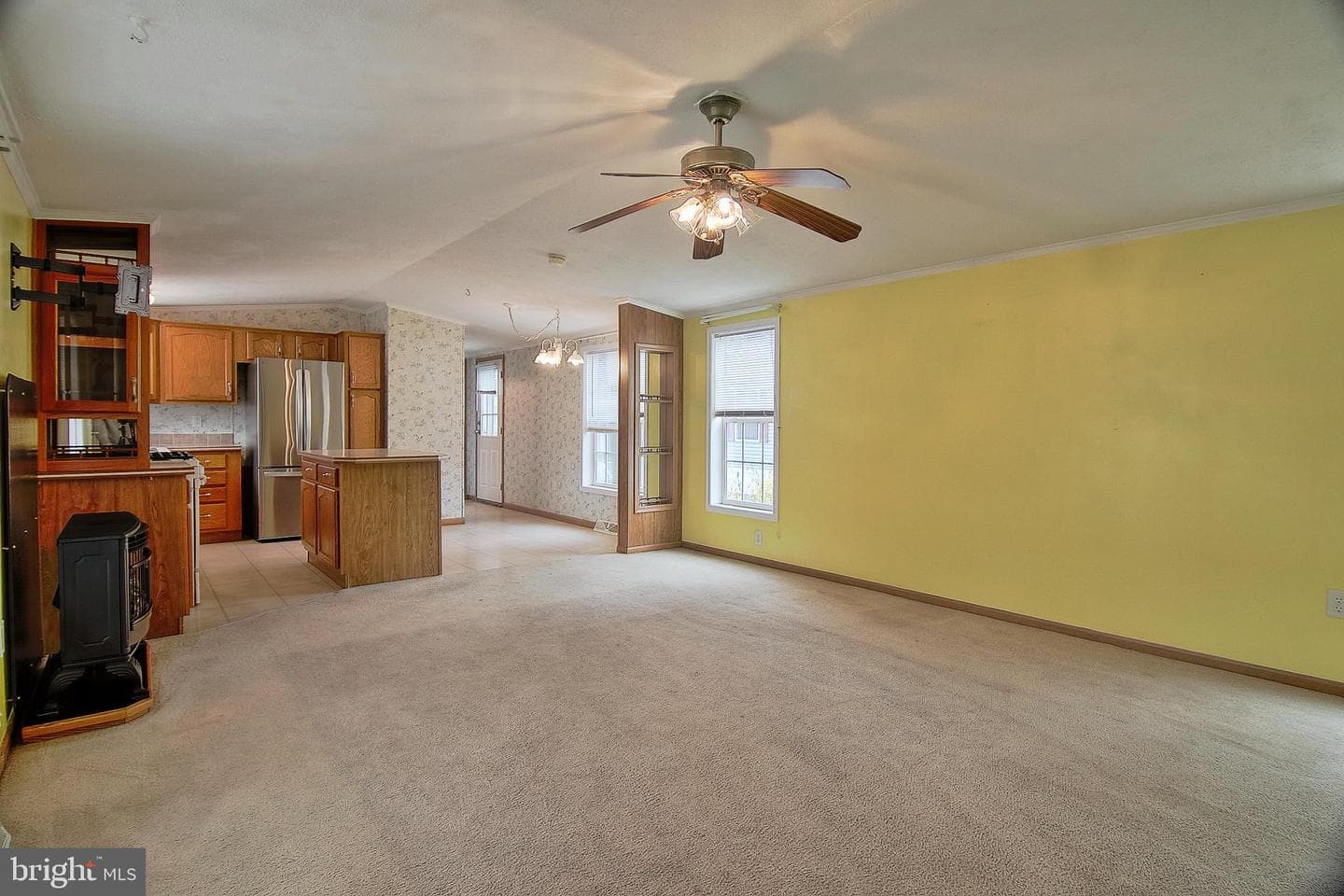 504 Maple Drive photo 2
