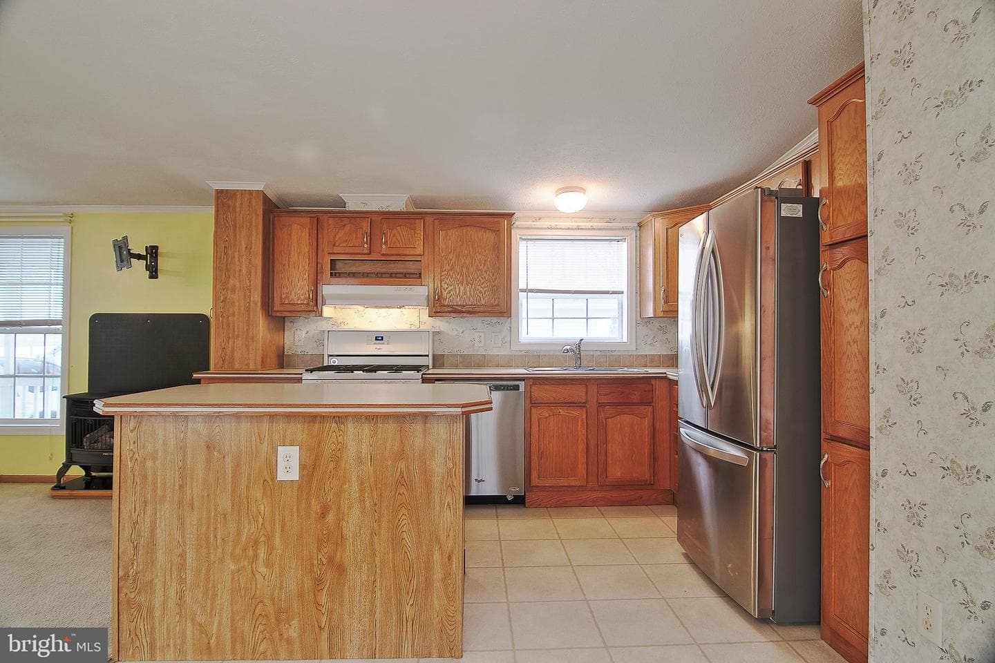 504 Maple Drive photo 5