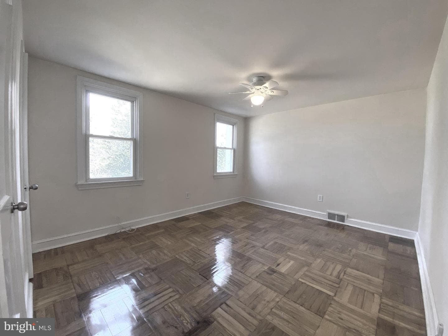 19 Woodhill Road photo 11