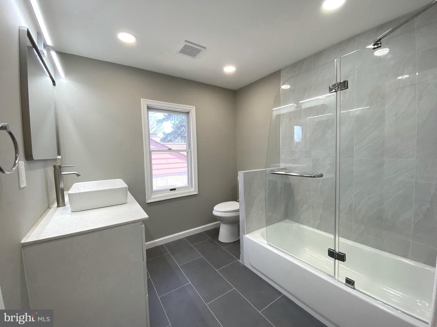 19 Woodhill Road photo 15