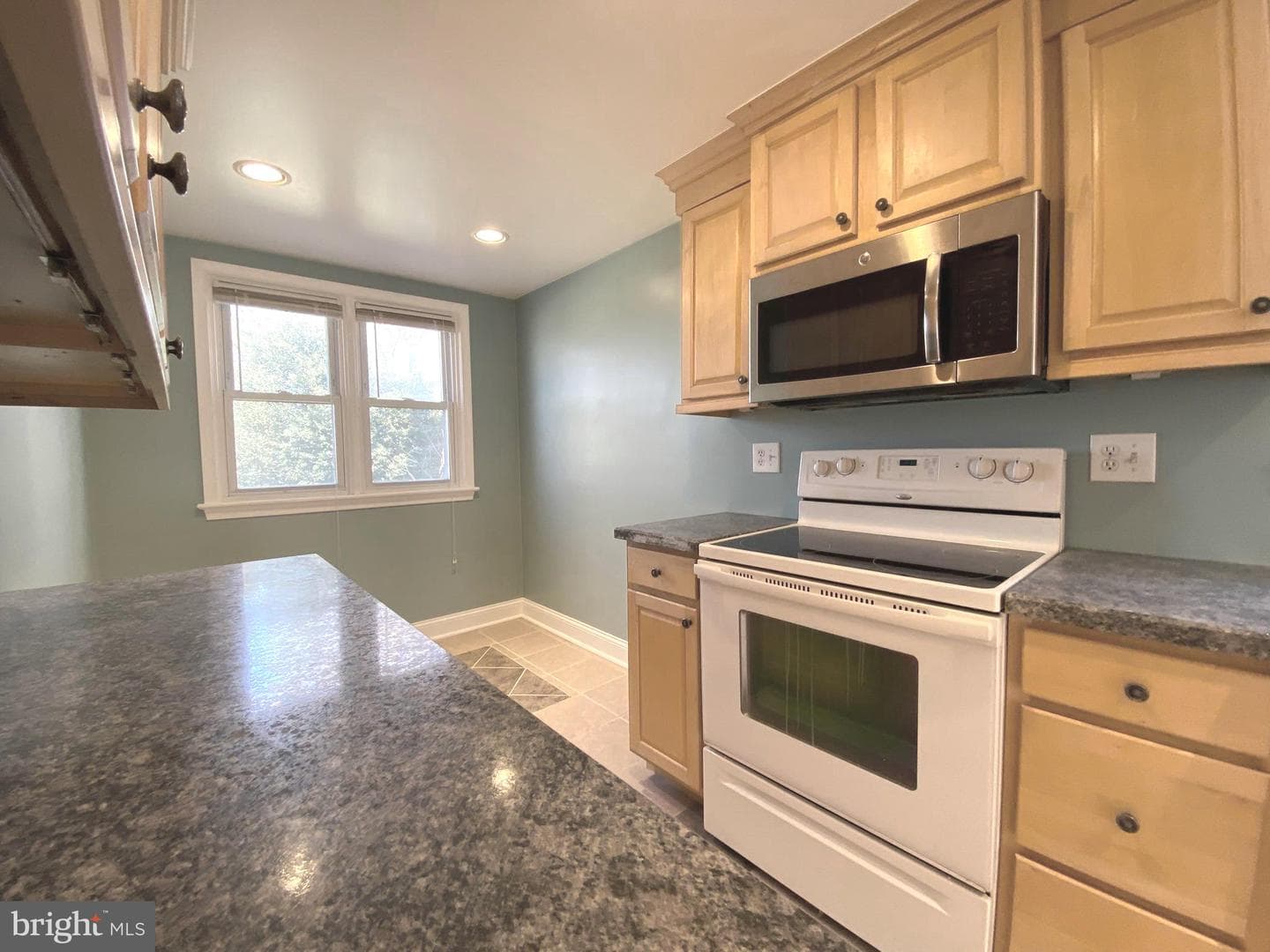 19 Woodhill Road photo 8