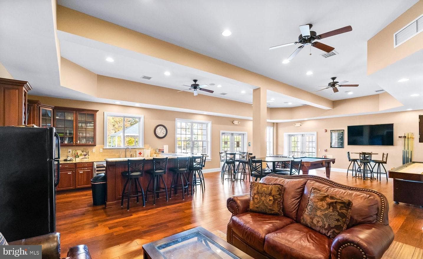 4830 Spencer photo 22
