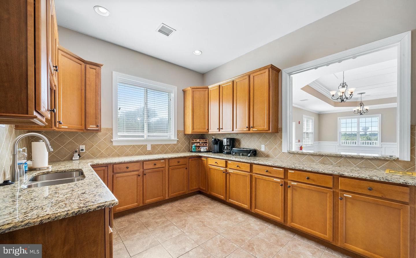 4830 Spencer photo 27