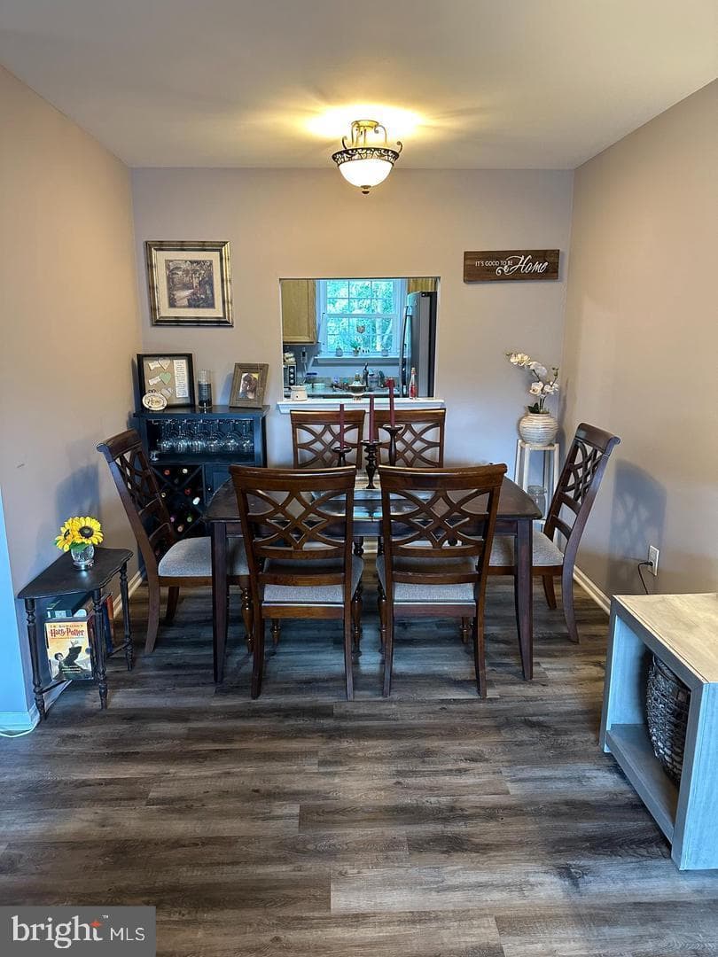 328 Lexington Road photo 11
