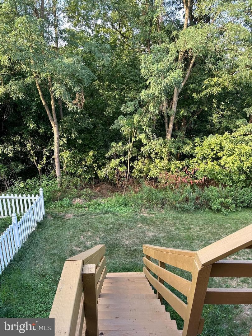 328 Lexington Road photo 45