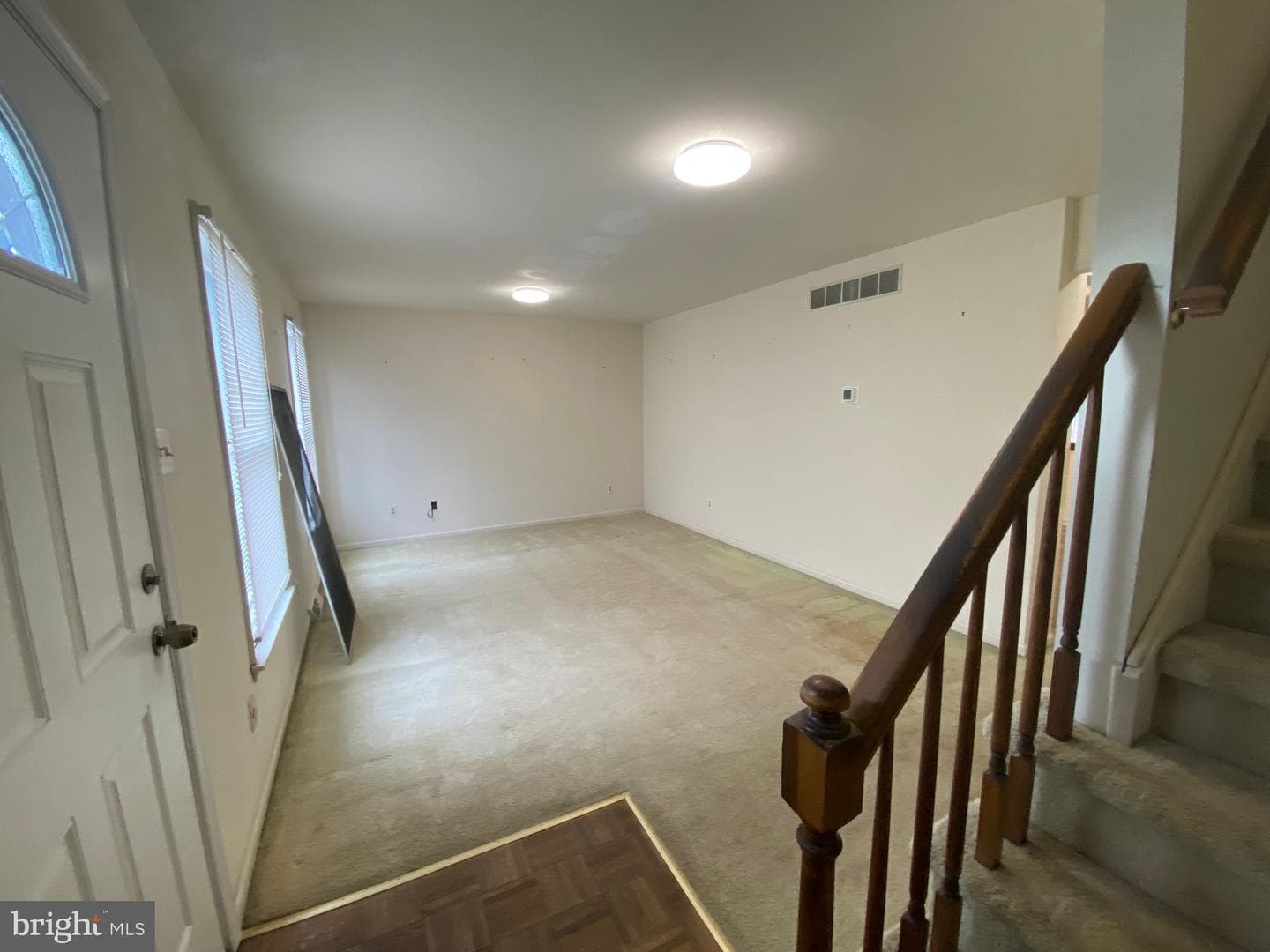 1123 Stoneham Circle photo 4