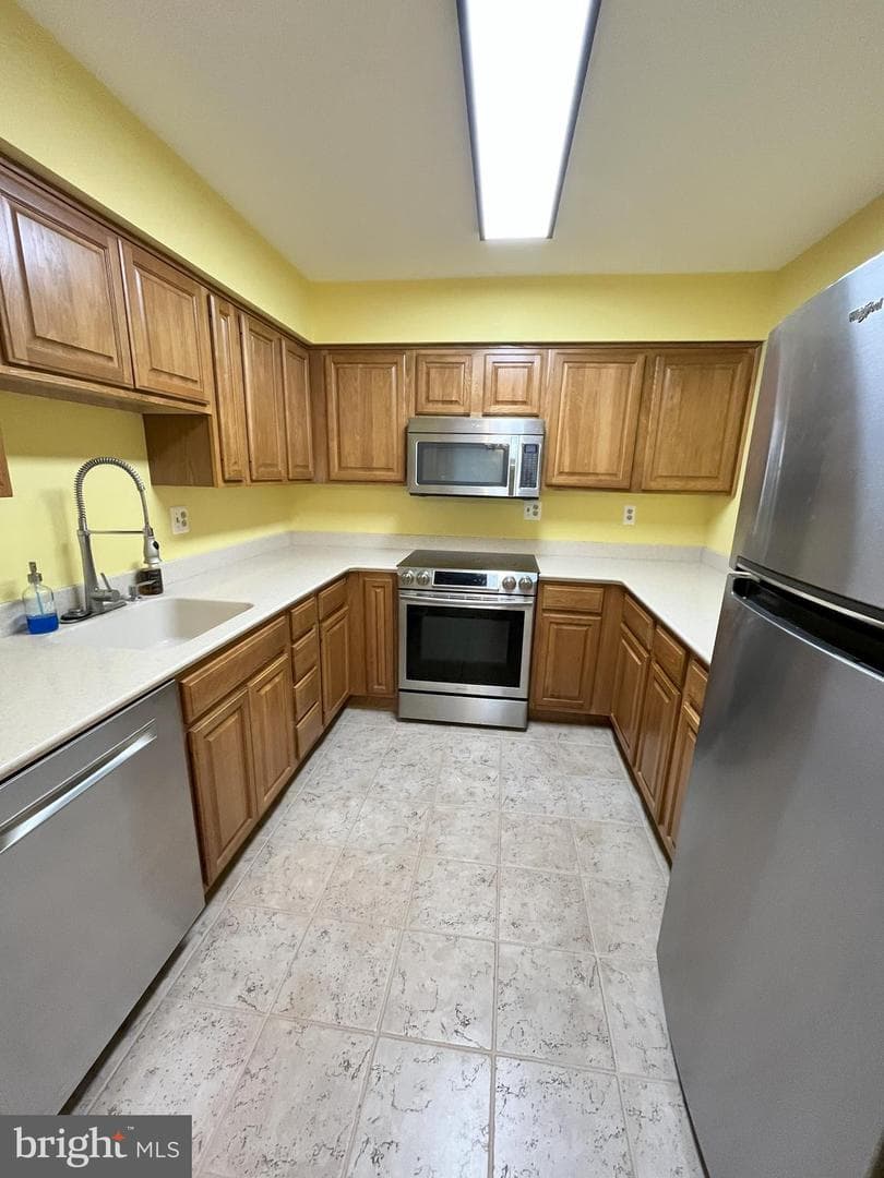 40 Woodbine Court photo 10