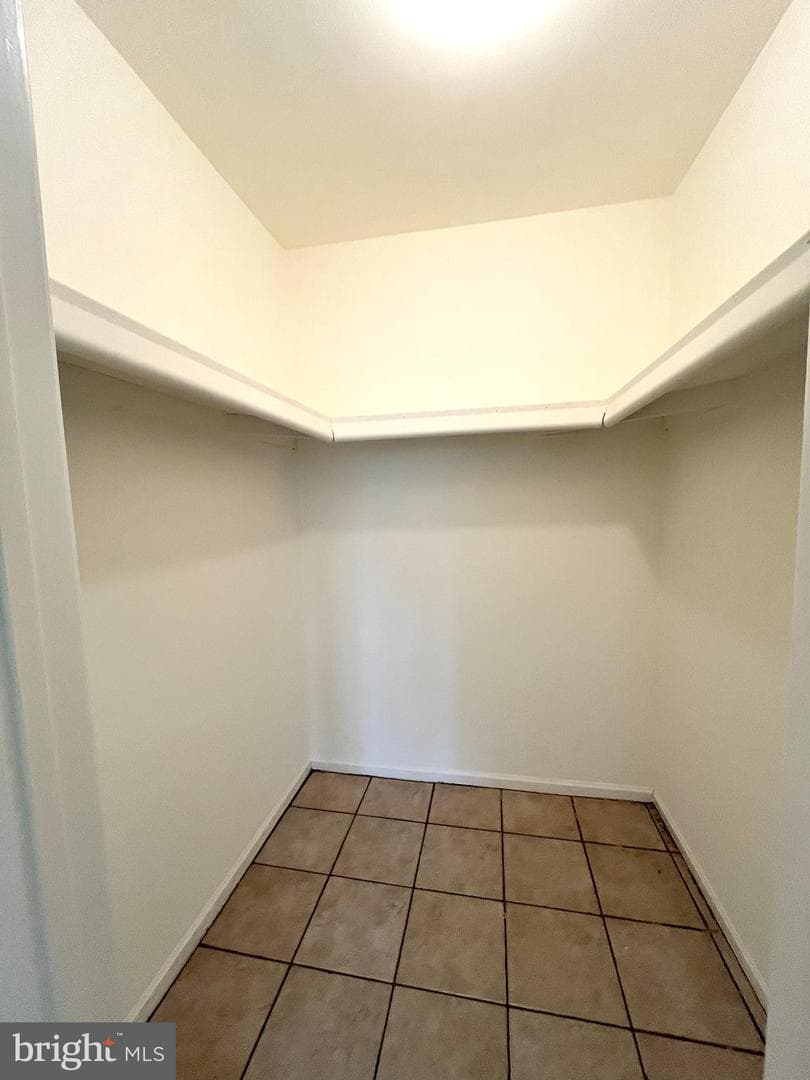 40 Woodbine Court photo 15