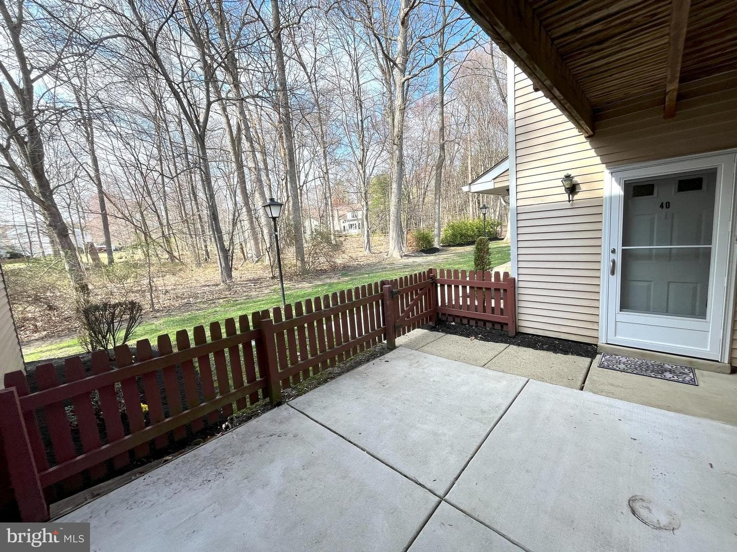 40 Woodbine Court photo 4