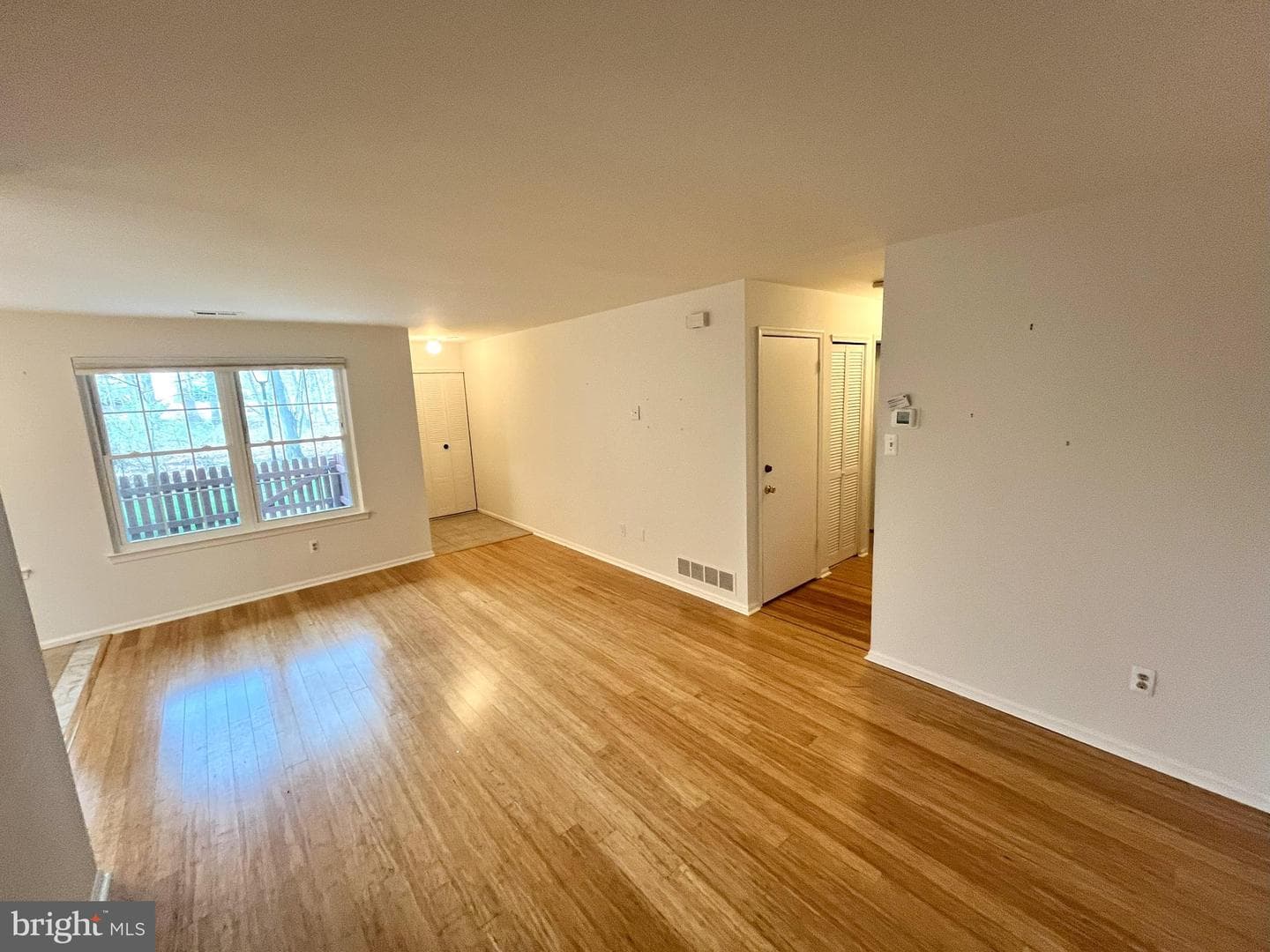 40 Woodbine Court photo 8