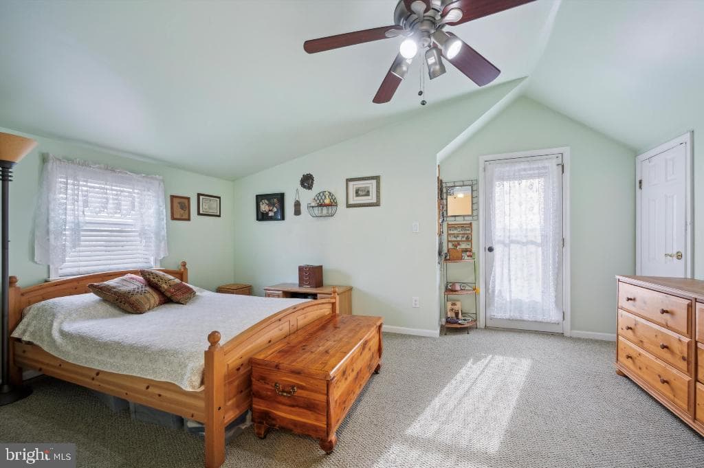 2042 Wharton Road photo 19