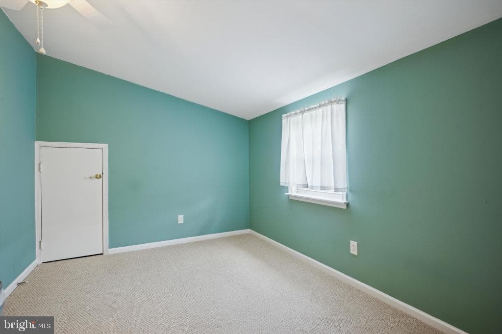 2042 Wharton Road photo 22