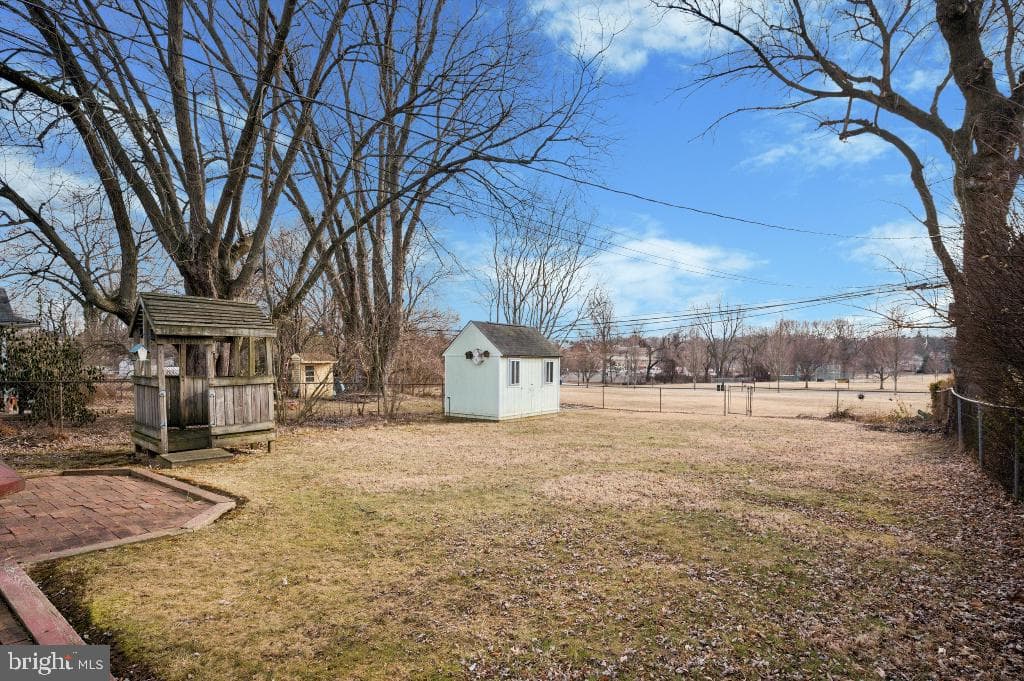 2042 Wharton Road photo 23