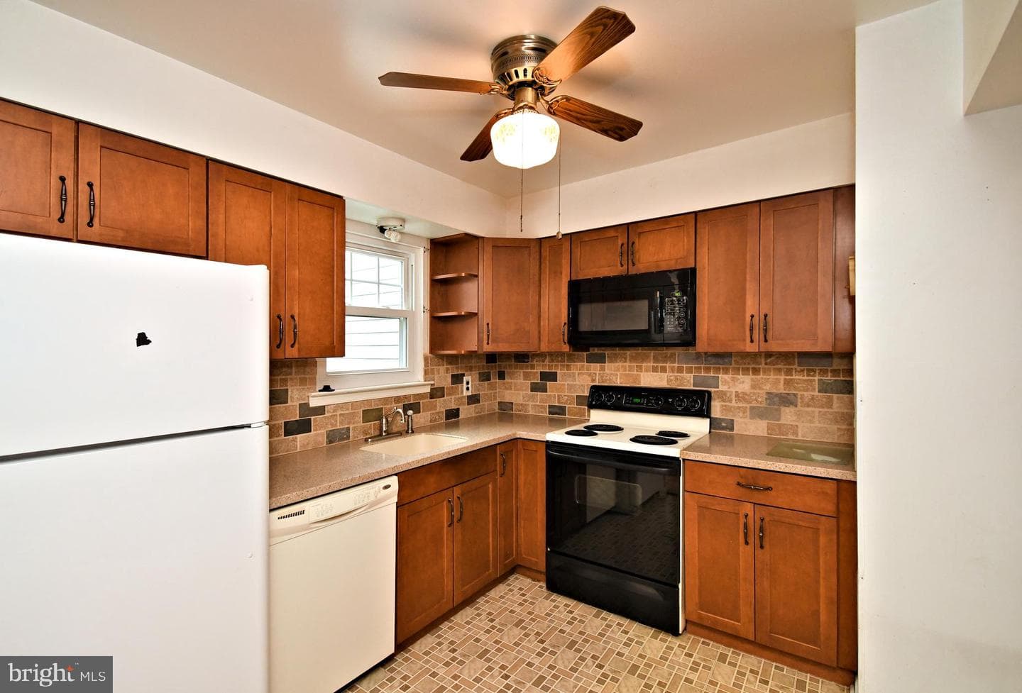 2689 Jean Drive photo 8