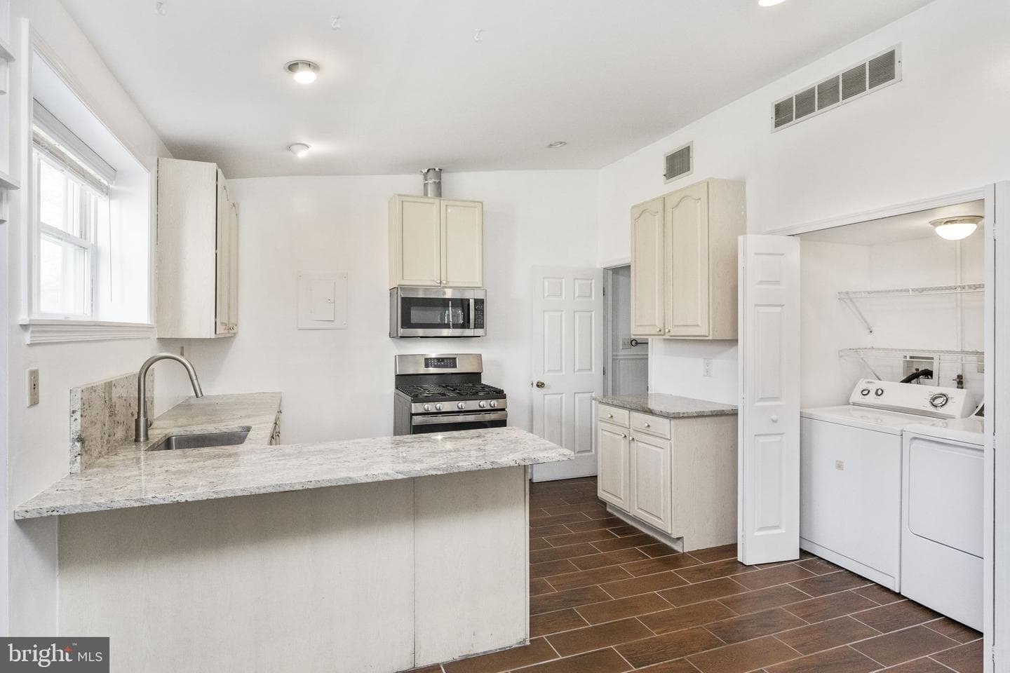 961 Skippack Pike photo 35