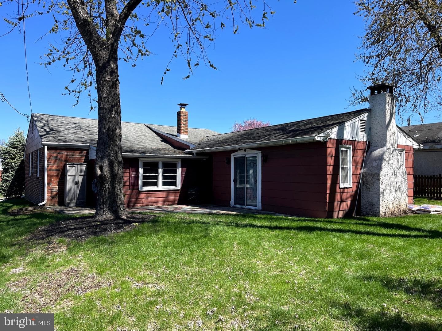 6 Lawnton Road photo 7