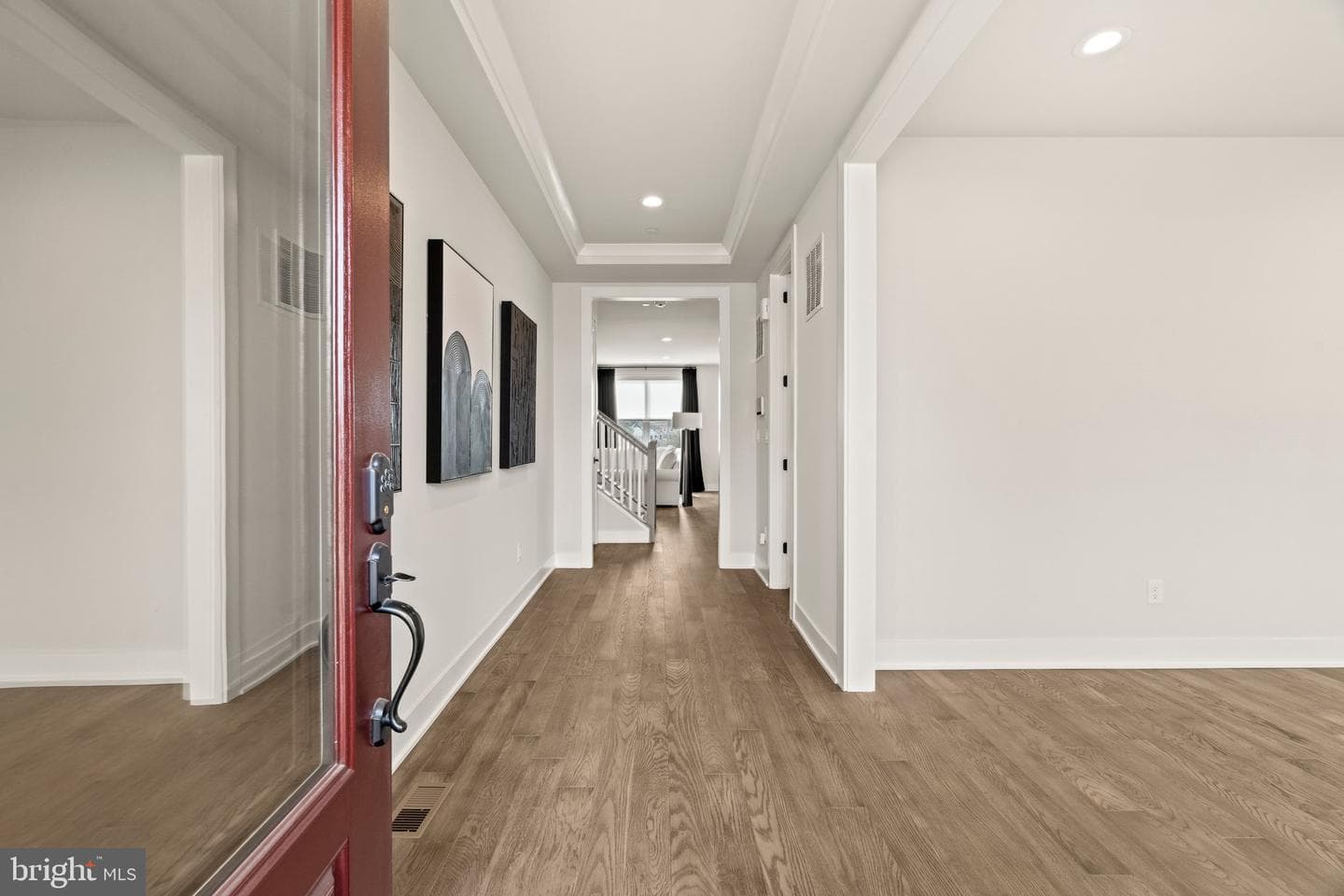 407 E Chestnut Way photo 3