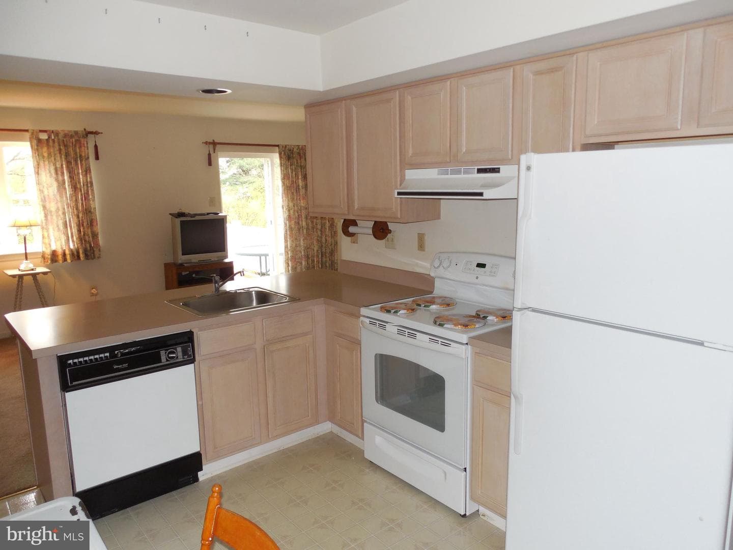 323 Parkview Drive photo 13