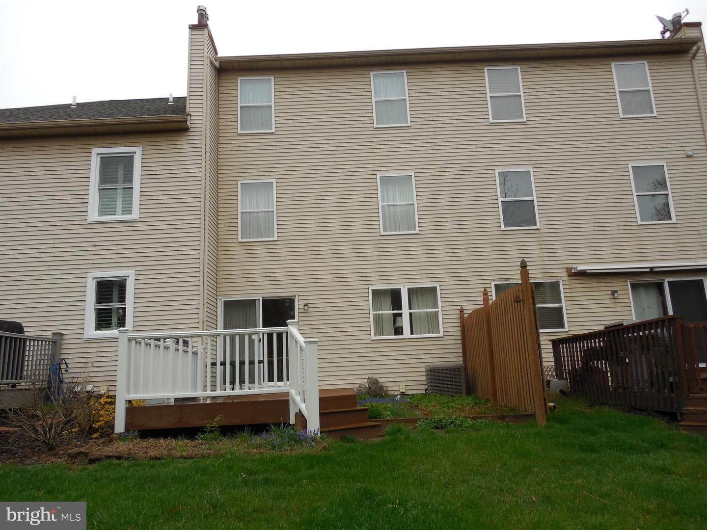 323 Parkview Drive photo 29