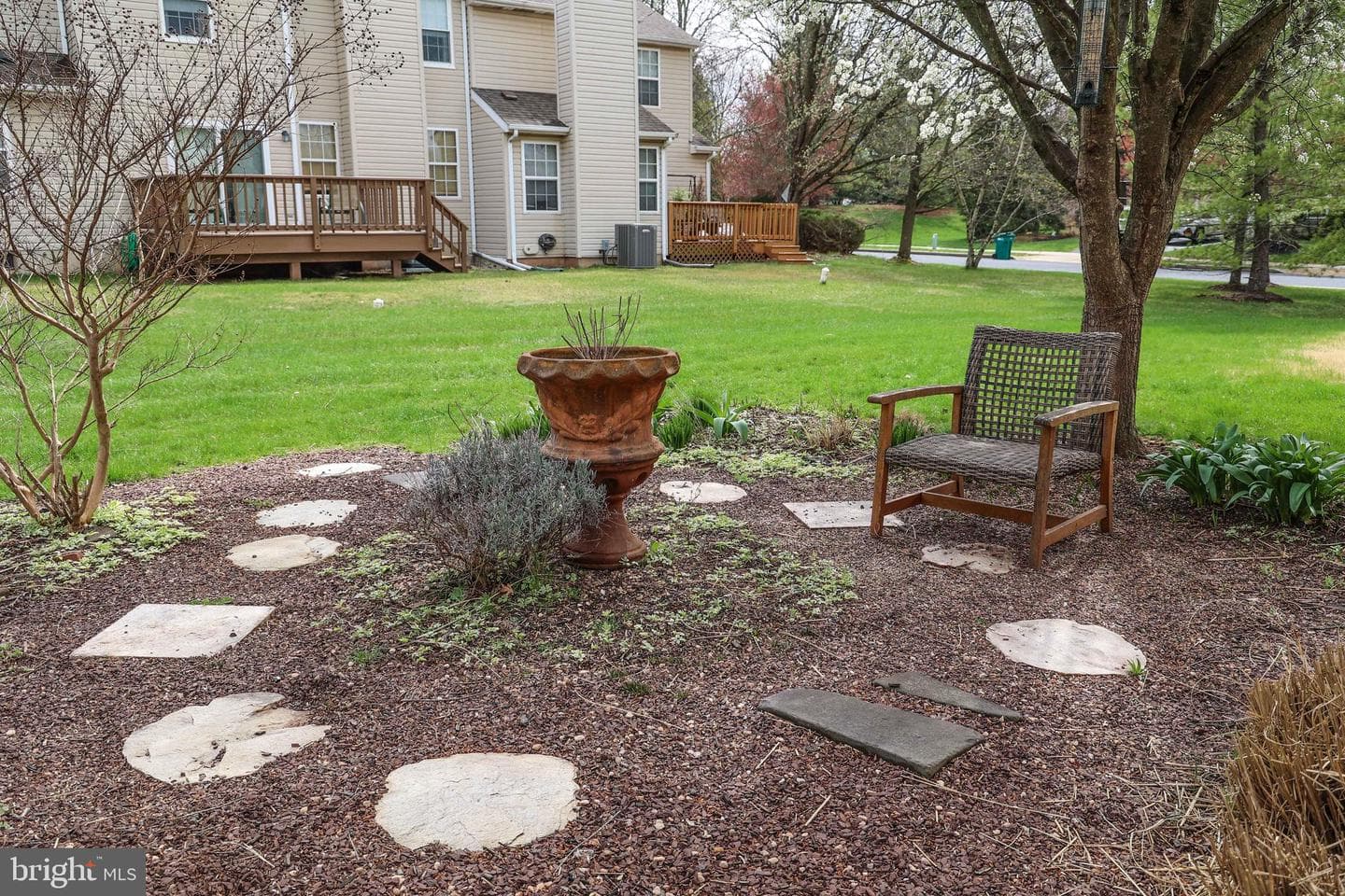 1118 Highpoint Circle photo 10