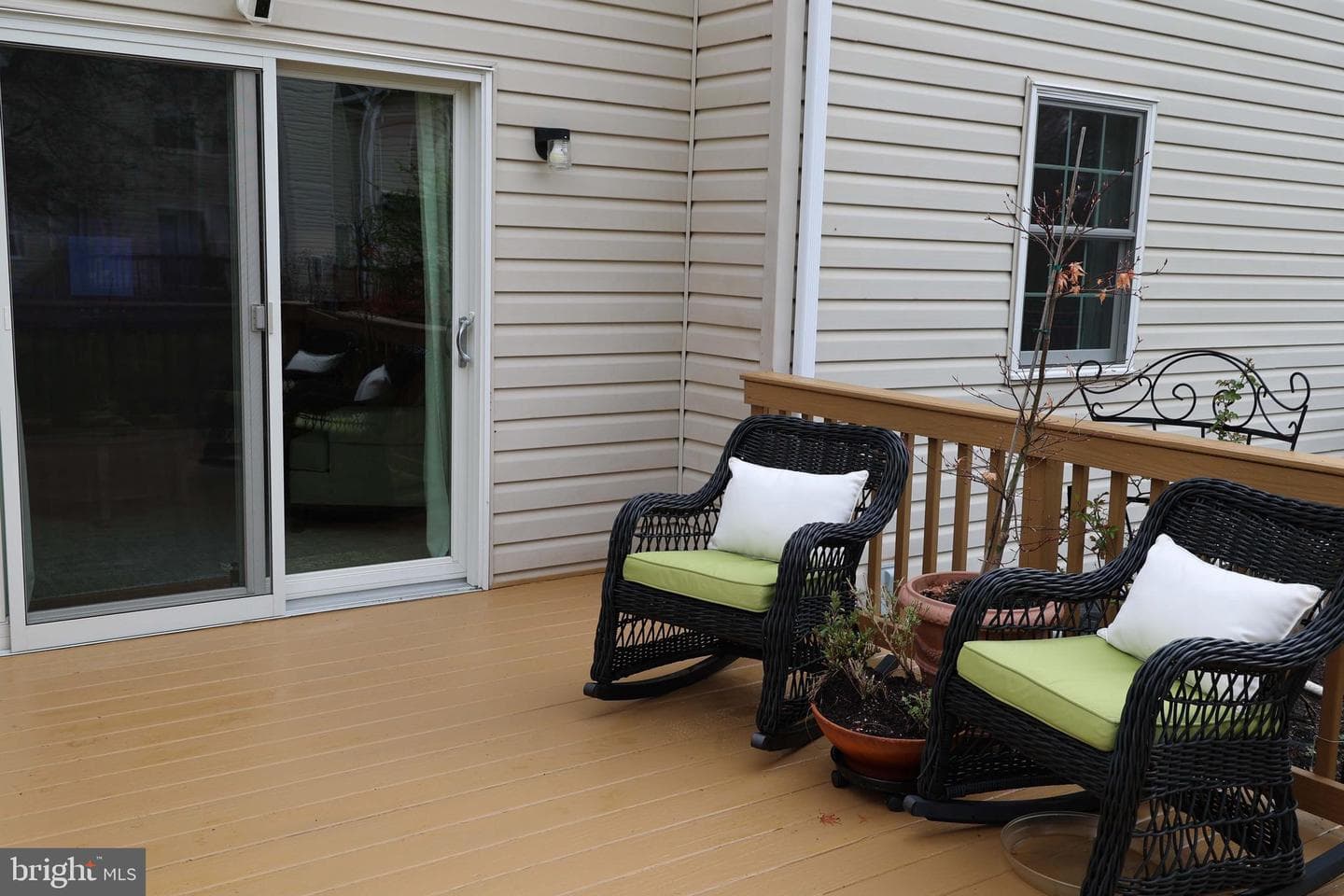 1118 Highpoint Circle photo 18