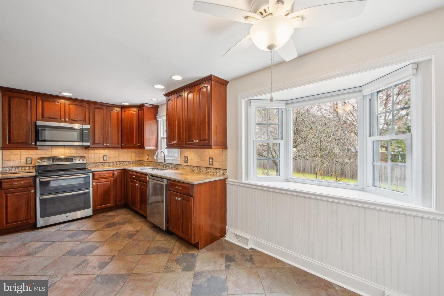 126 Crestwood Drive photo 7