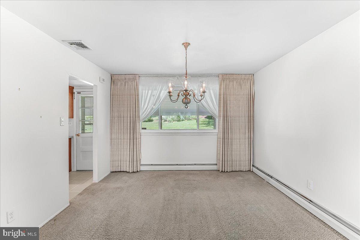 3205 Sharon Lane photo 9