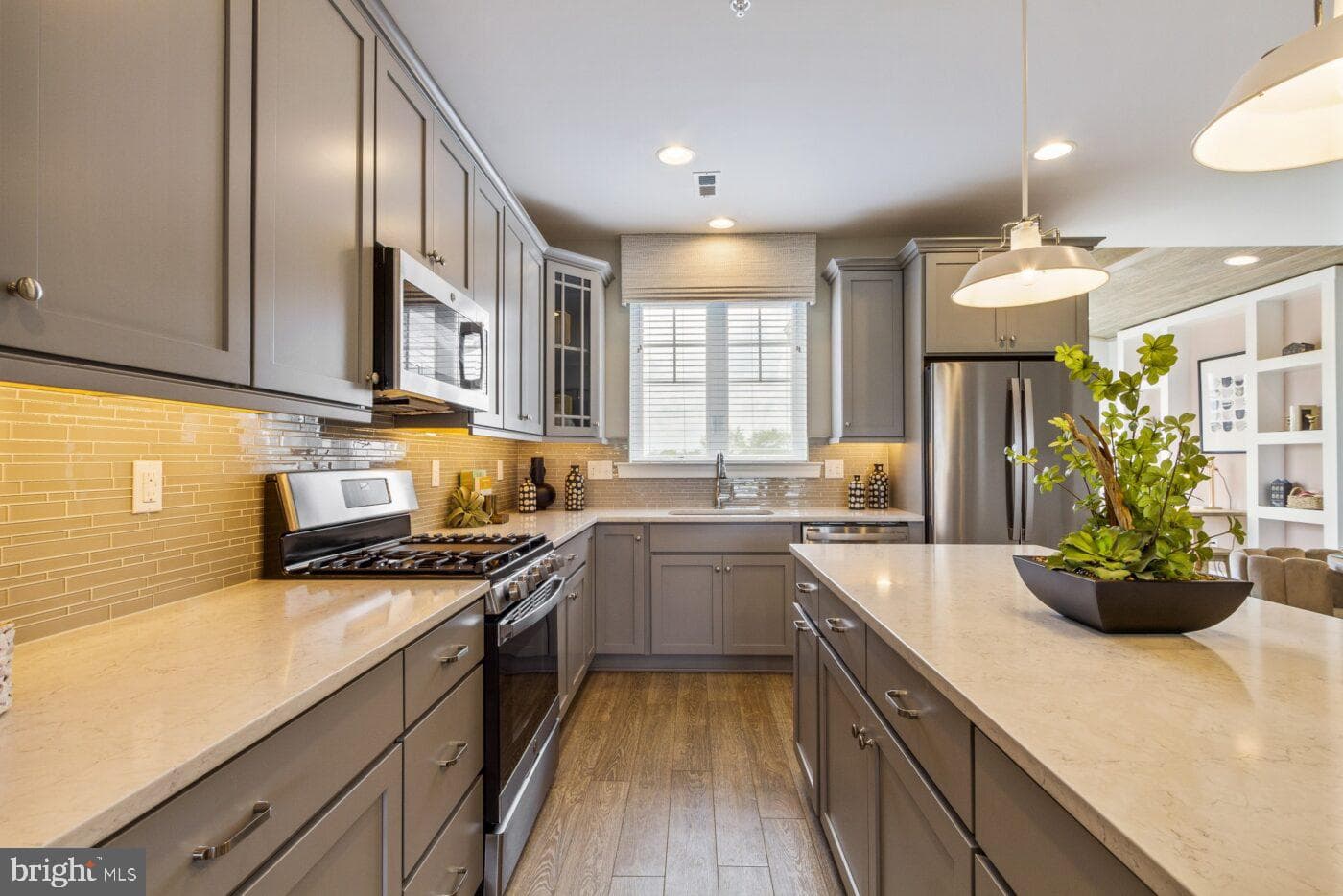 401 Sadie Avenue photo 8
