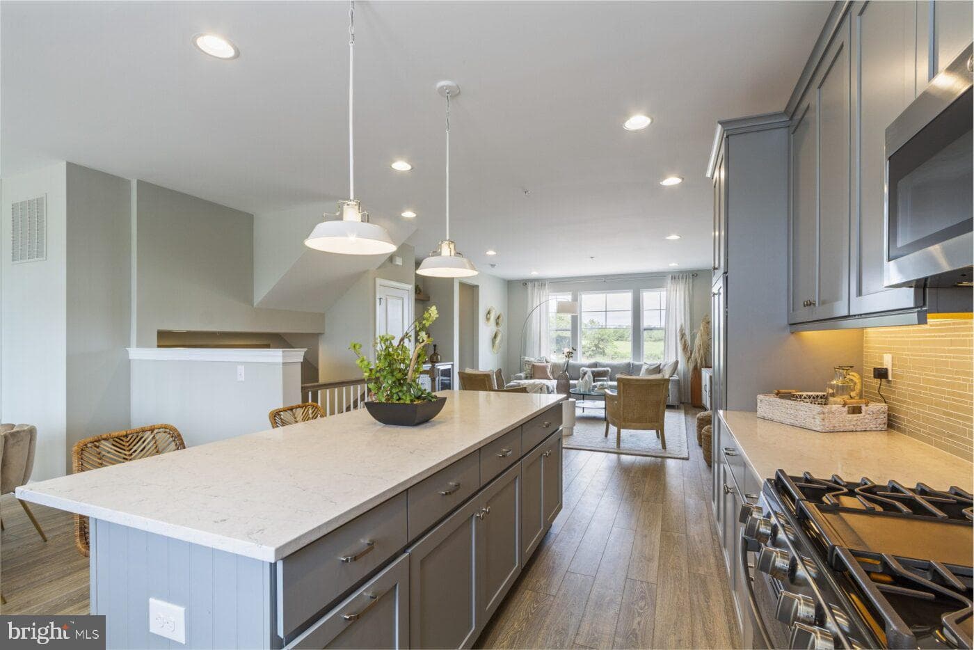 401 Sadie Avenue photo 9