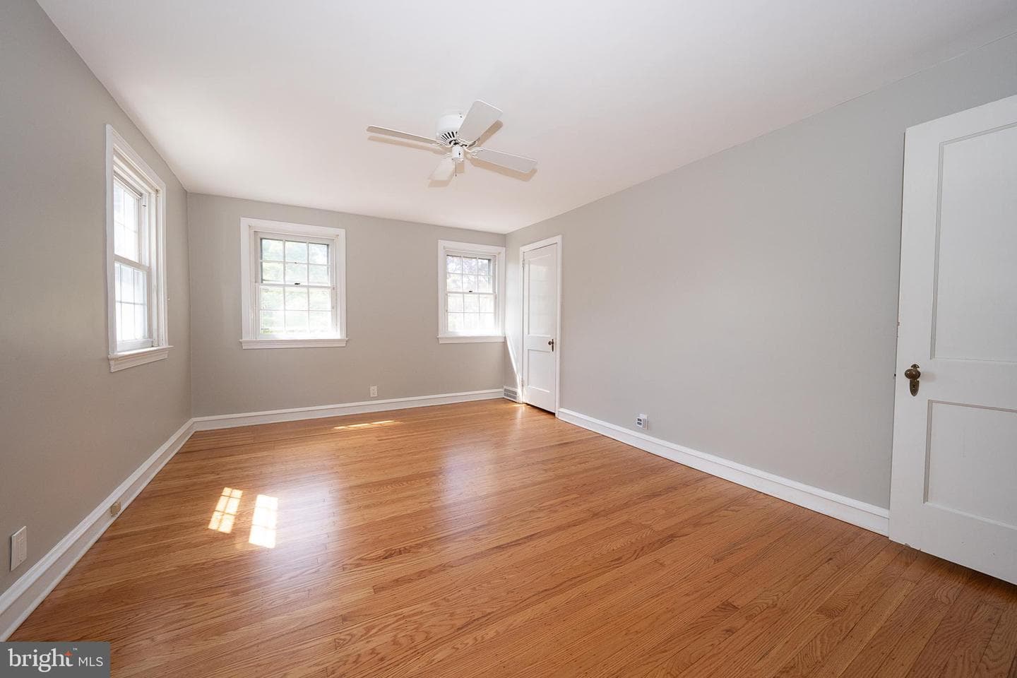 7411 Elizabeth Road photo 21