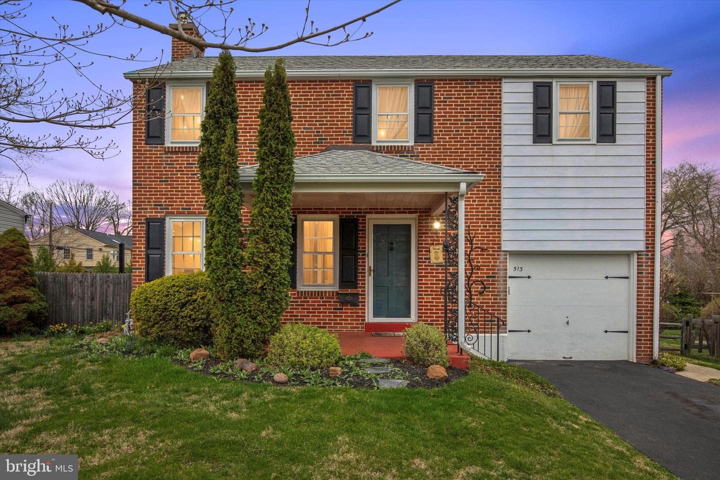 513 Kingston Road photo 1