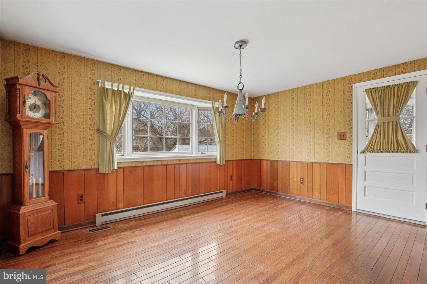 513 Kingston Road photo 5
